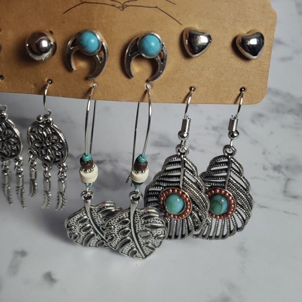 Western Style Earring Set - Picture 3 of 4